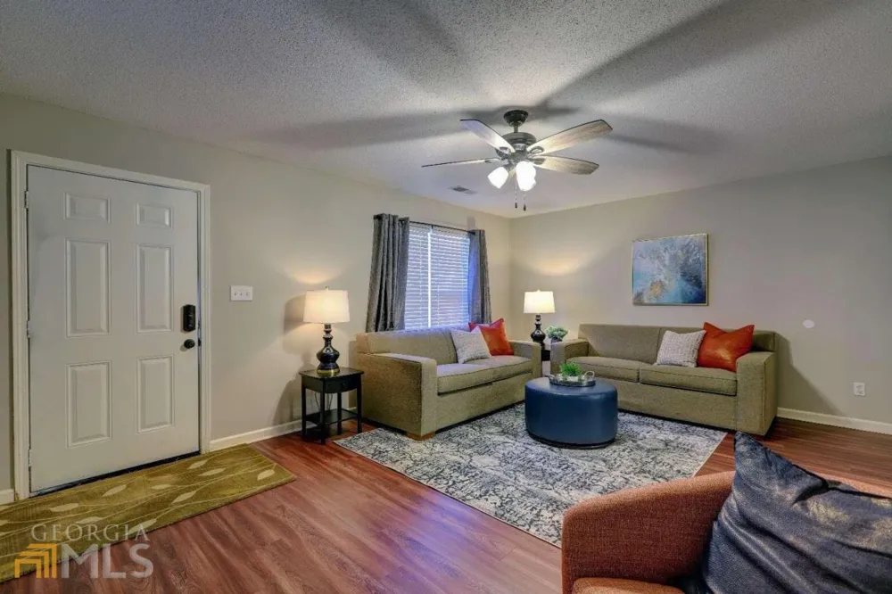 7271 Crestside DR Austell, GA 30168