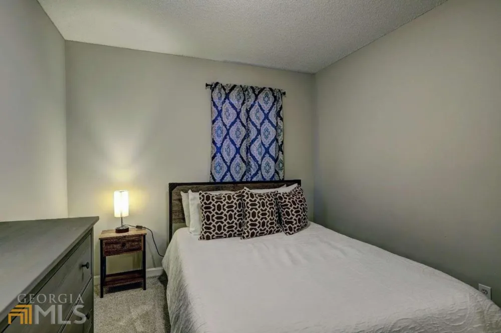7271 Crestside DR Austell, GA 30168