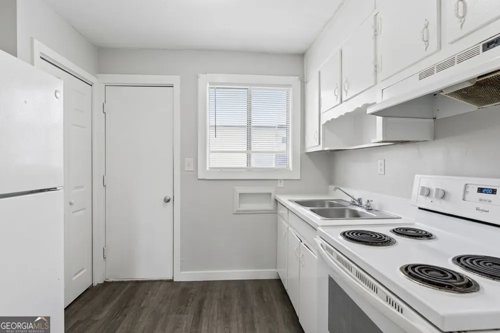 696 Hill ST Forest Park, GA 30297