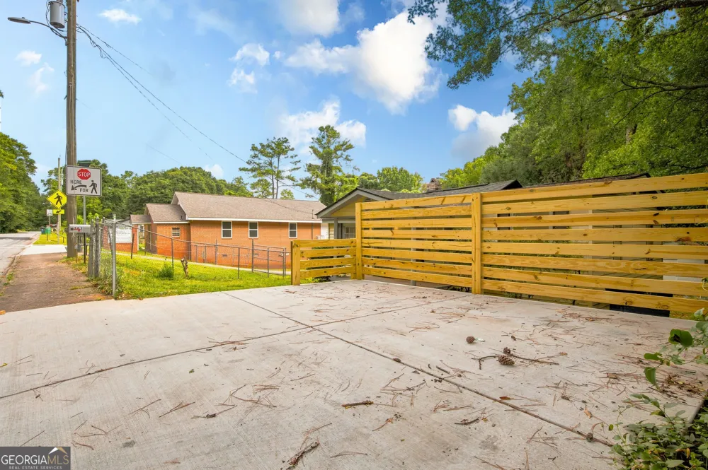 293 E Carver DR Athens, GA 30601
