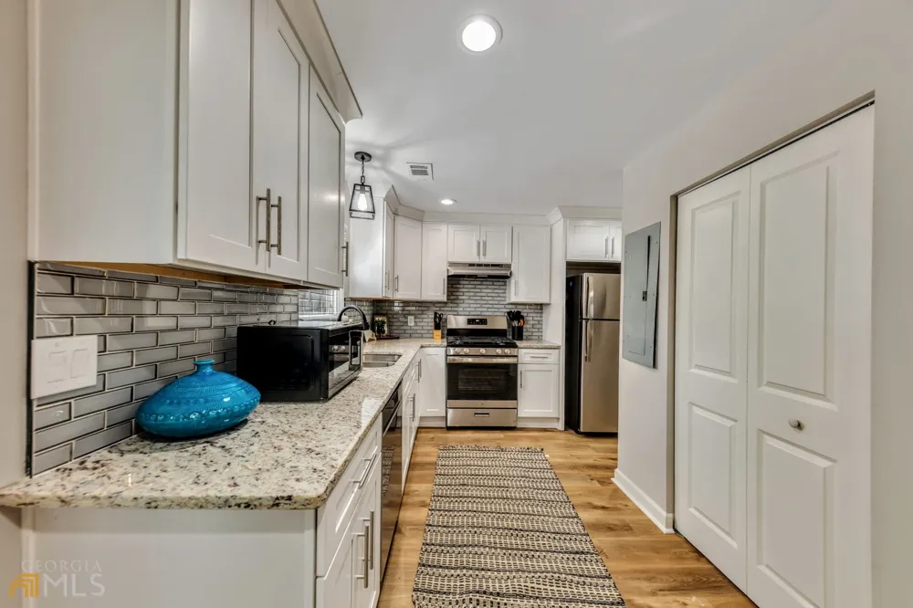 1018 Falling Valley CT SE Smyrna, GA 30080