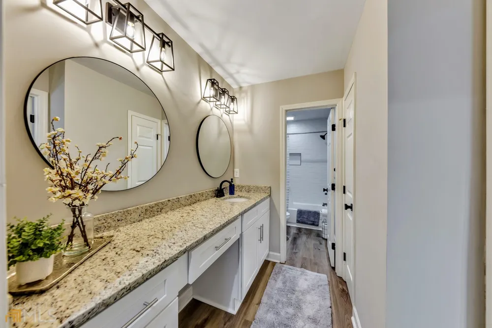 1018 Falling Valley CT SE Smyrna, GA 30080