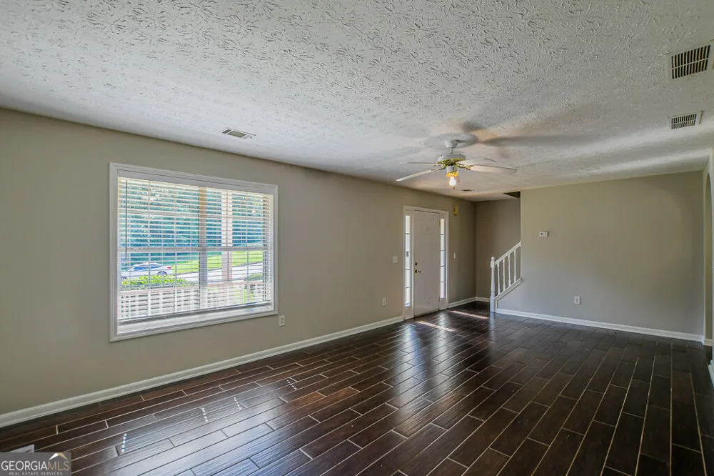 1815 Alcovy River DR Dacula, GA 30019
