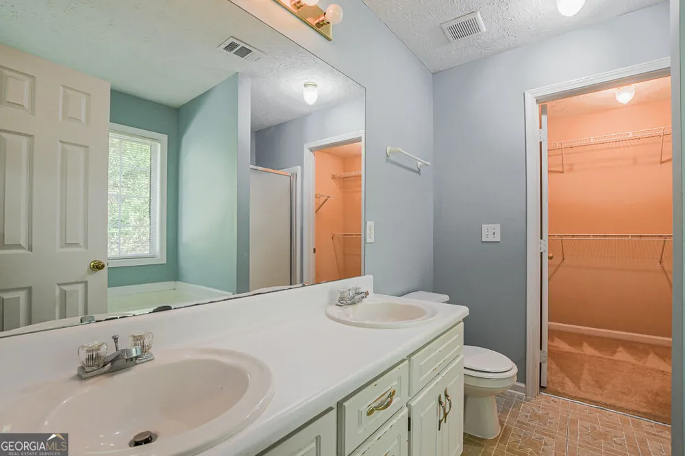 1815 Alcovy River DR Dacula, GA 30019