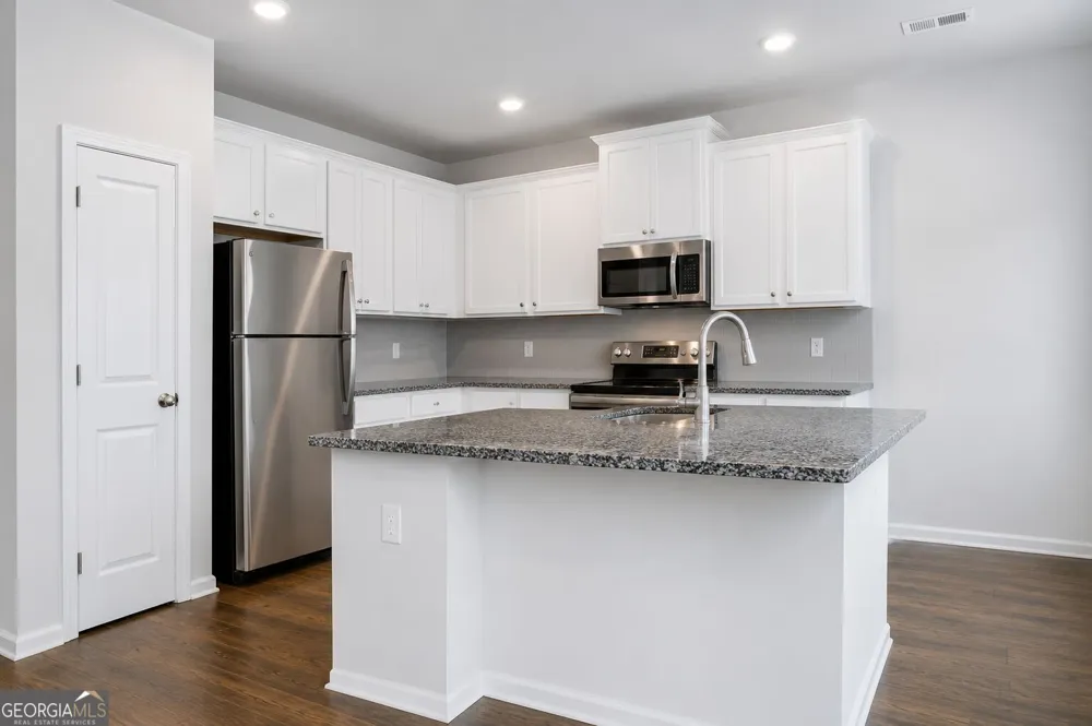 3370 Highbury WAY Lithonia, GA 30038