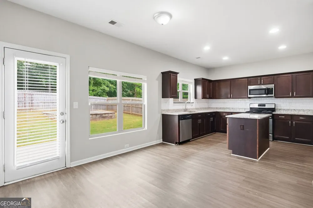 3495 Zaks WAY Bethlehem, GA 30620