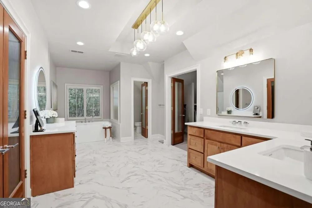 12880 Bucksport DR Roswell, GA 30075