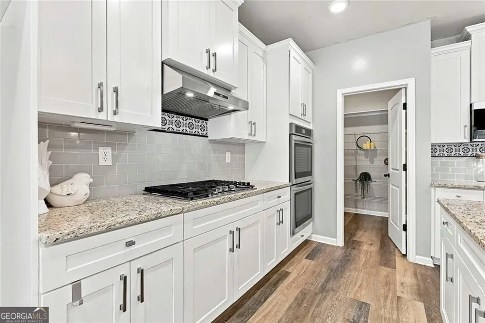 155 Estancia LN Fayetteville, GA 30215