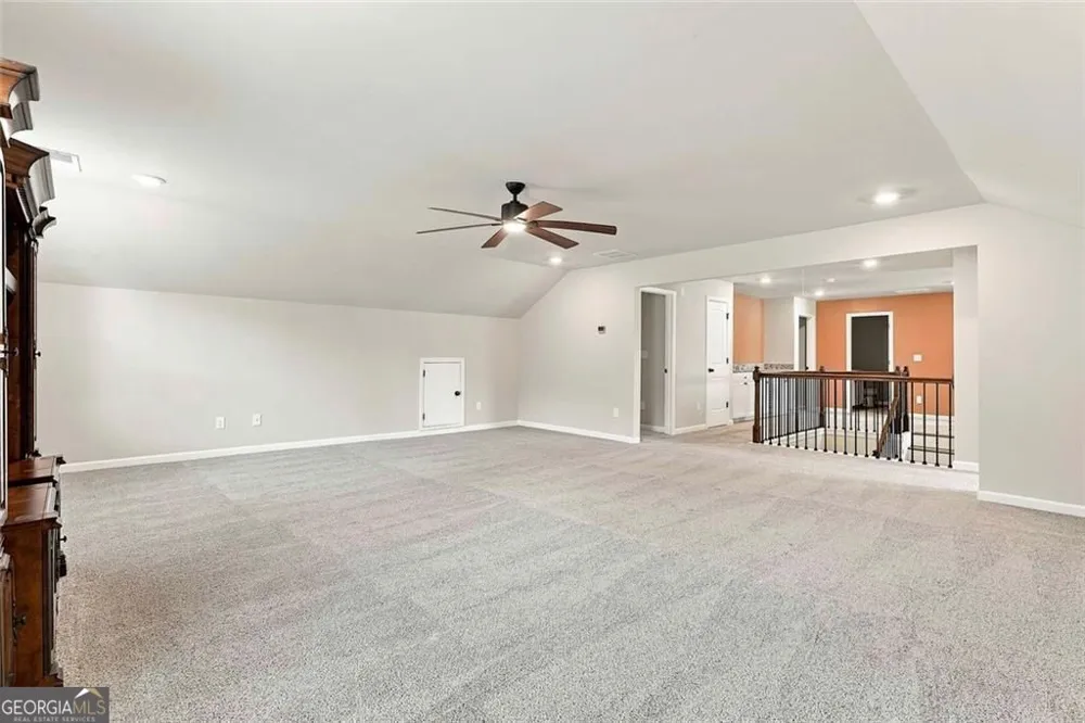155 Estancia LN Fayetteville, GA 30215