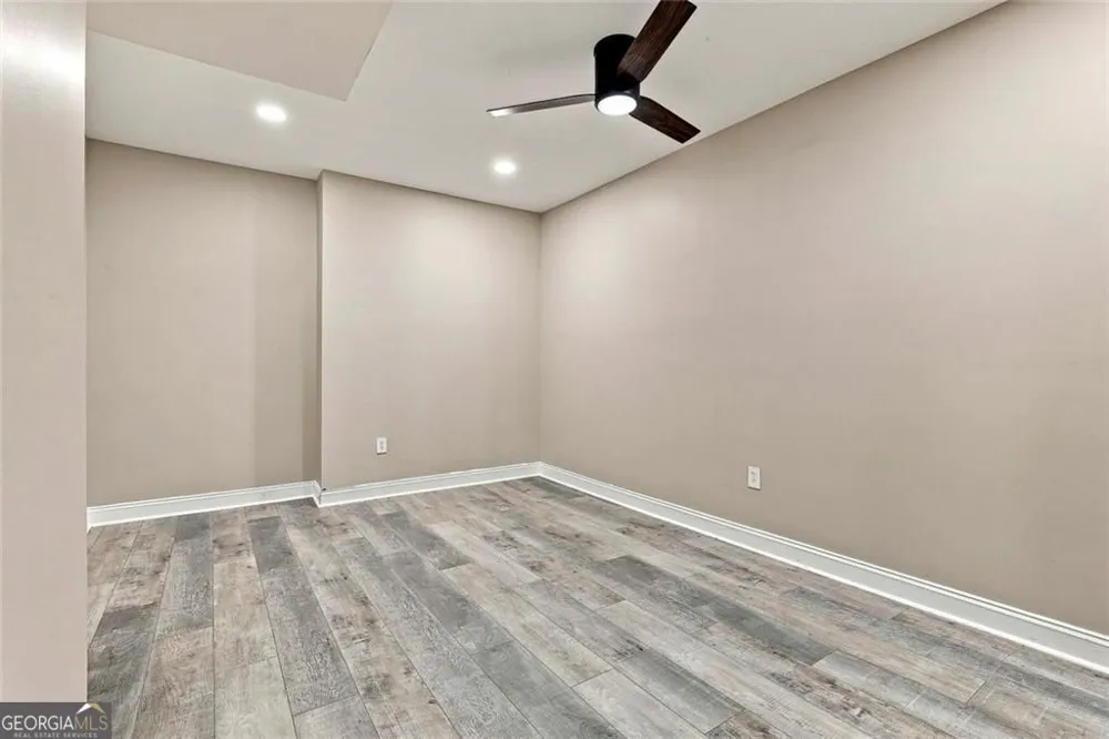 155 Estancia LN Fayetteville, GA 30215