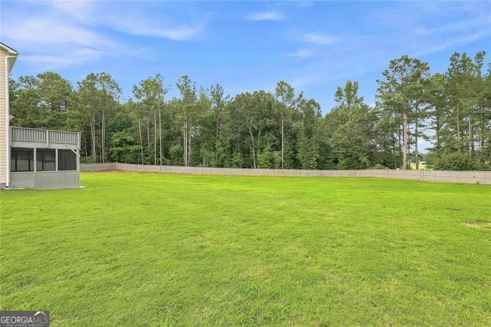 155 Estancia LN Fayetteville, GA 30215