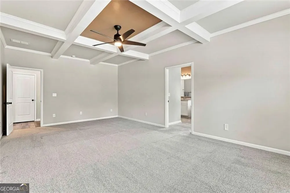 155 Estancia LN Fayetteville, GA 30215