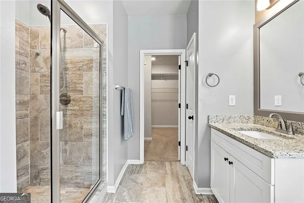 155 Estancia LN Fayetteville, GA 30215