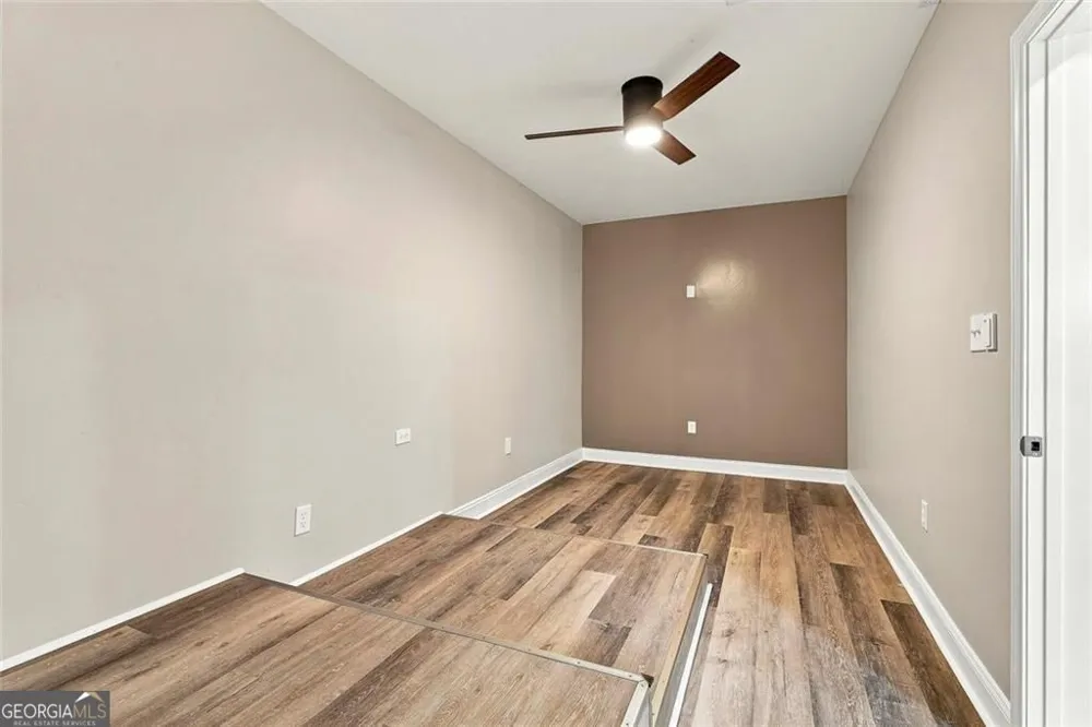 155 Estancia LN Fayetteville, GA 30215