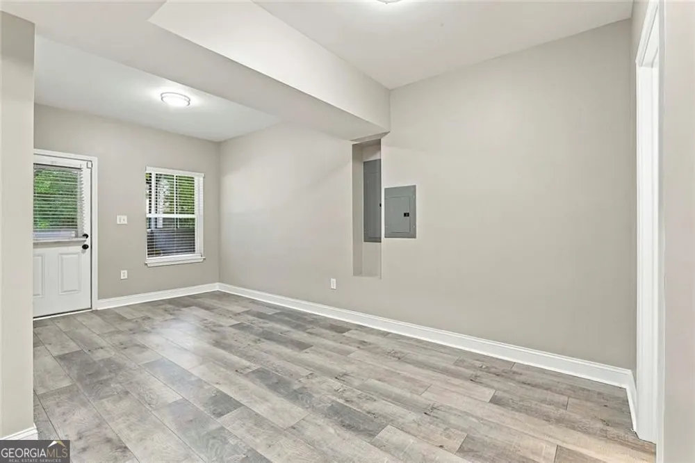 155 Estancia LN Fayetteville, GA 30215