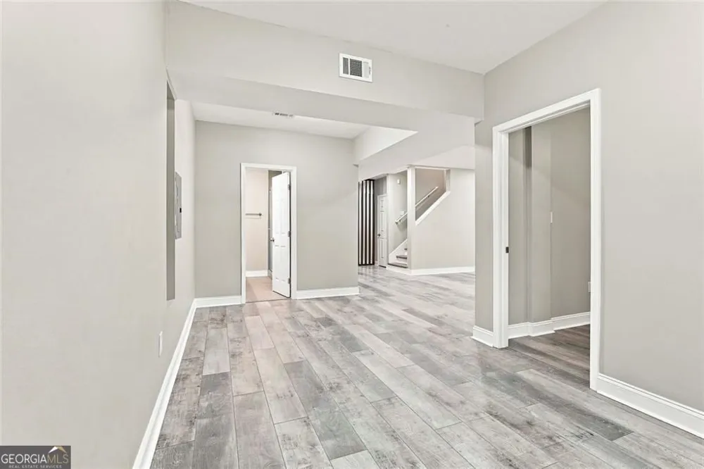 155 Estancia LN Fayetteville, GA 30215