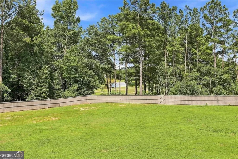 155 Estancia LN Fayetteville, GA 30215