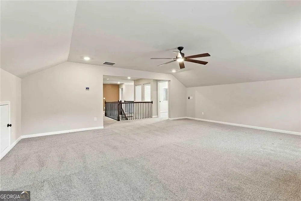 155 Estancia LN Fayetteville, GA 30215