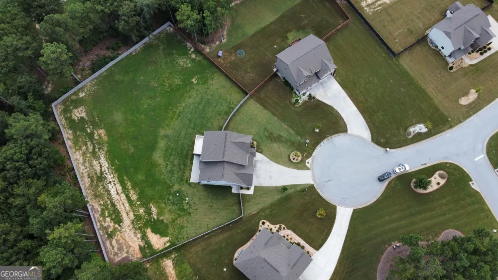 155 Estancia LN Fayetteville, GA 30215