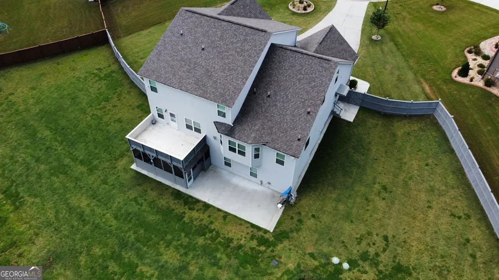 155 Estancia LN Fayetteville, GA 30215