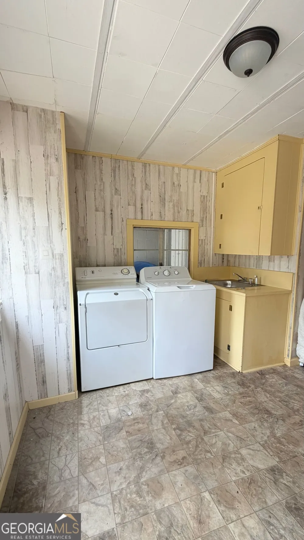 403 E Elm ST Rockmart, GA 30153