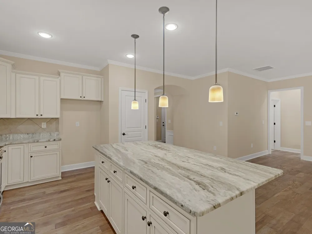 100 Crape Myrtle DR Griffin, GA 30223