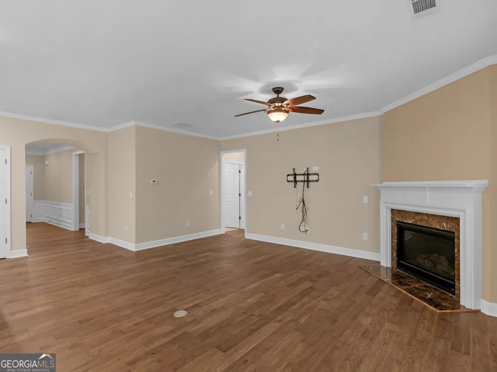100 Crape Myrtle DR Griffin, GA 30223
