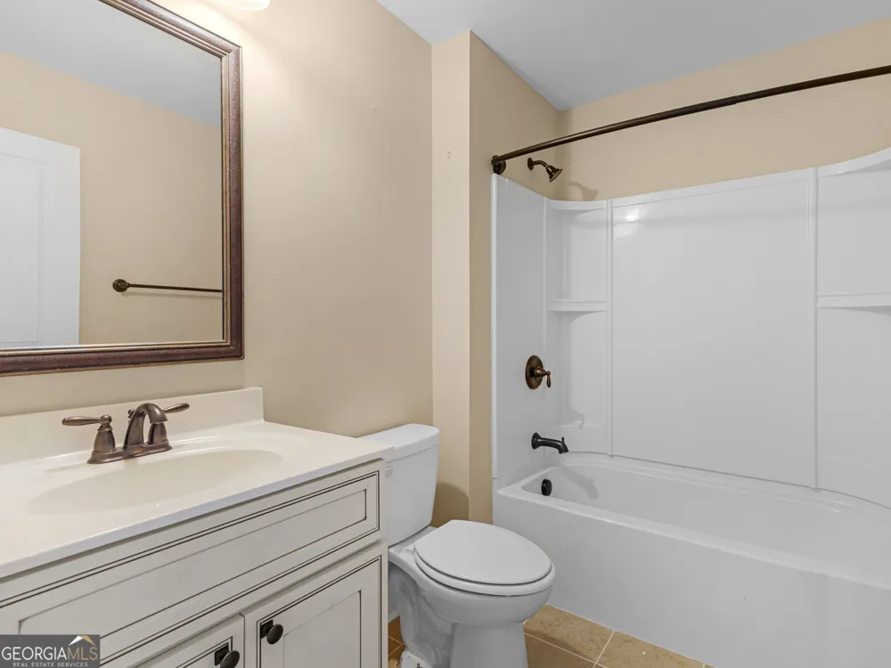 100 Crape Myrtle DR Griffin, GA 30223