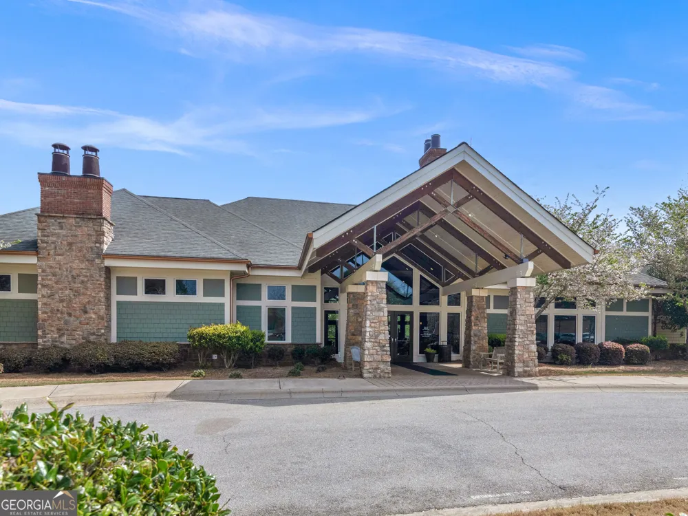 100 Crape Myrtle DR Griffin, GA 30223