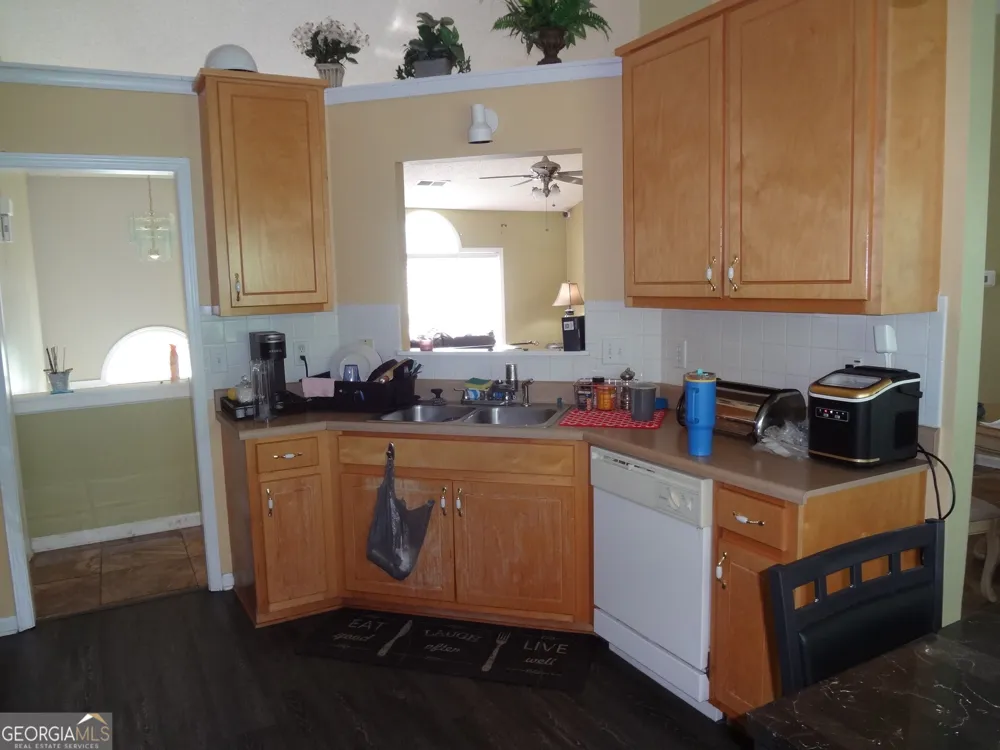 4748 Mitchells Ridge DR Ellenwood, GA 30294