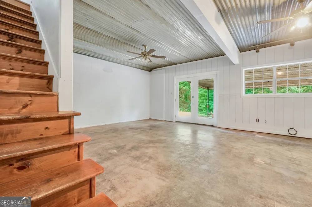 376 Doe LN Mansfield, GA 30055