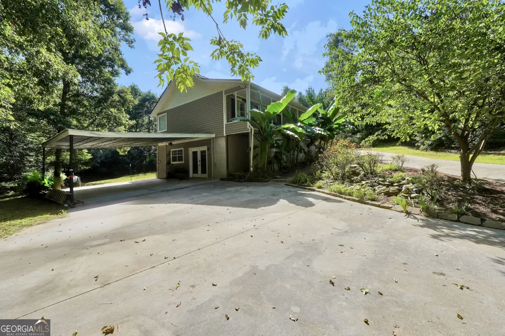 376 Doe LN Mansfield, GA 30055