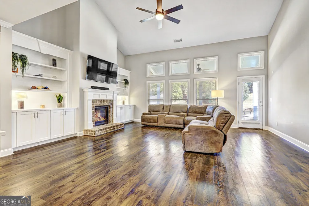 4371 Thacker LN Suwanee, GA 30024