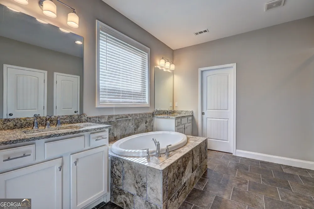 4371 Thacker LN Suwanee, GA 30024