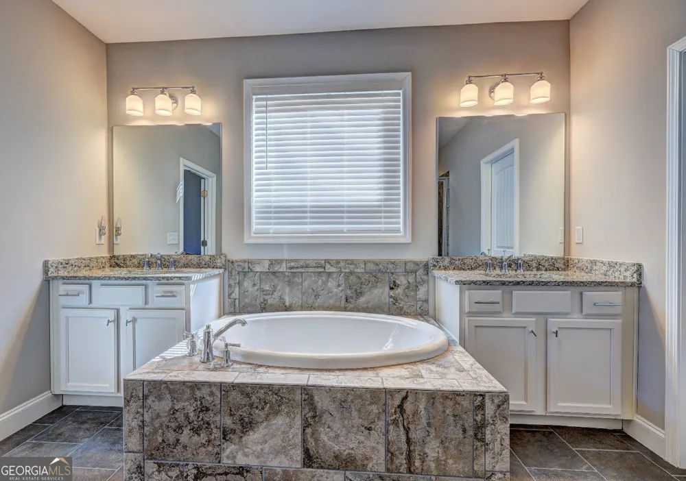 4371 Thacker LN Suwanee, GA 30024