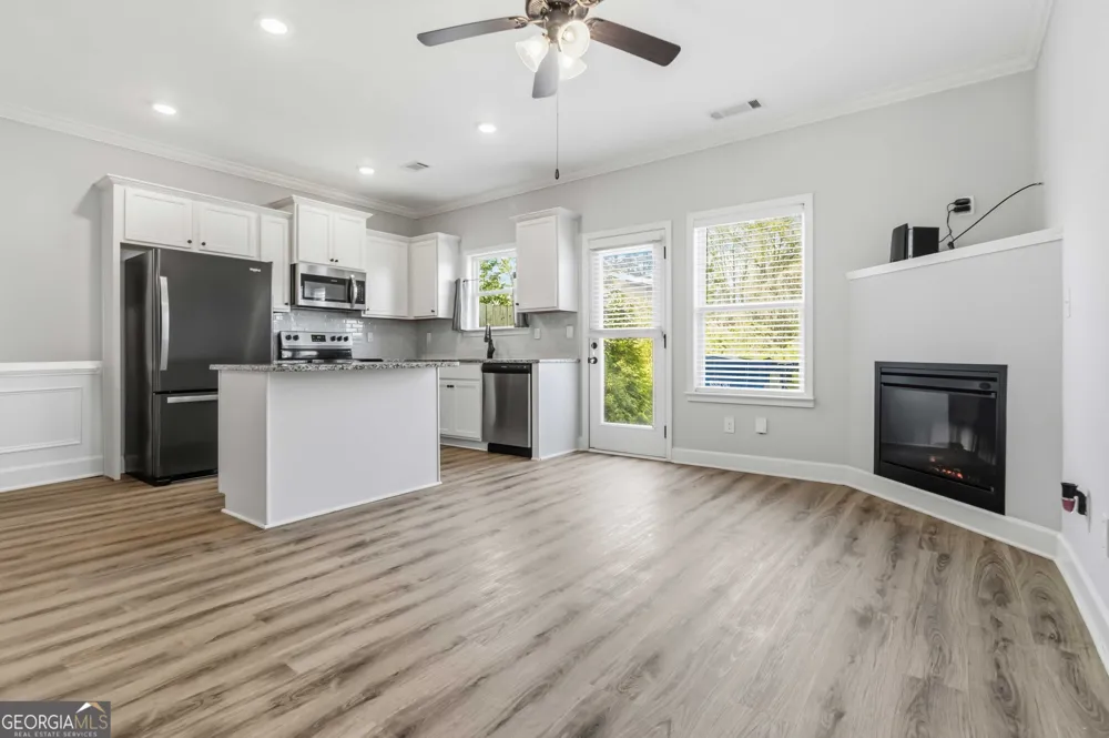 3682 Acorn DR Oakwood, GA 30566