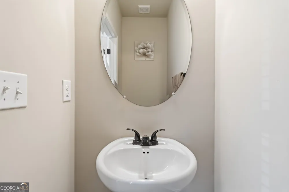 3682 Acorn DR Oakwood, GA 30566