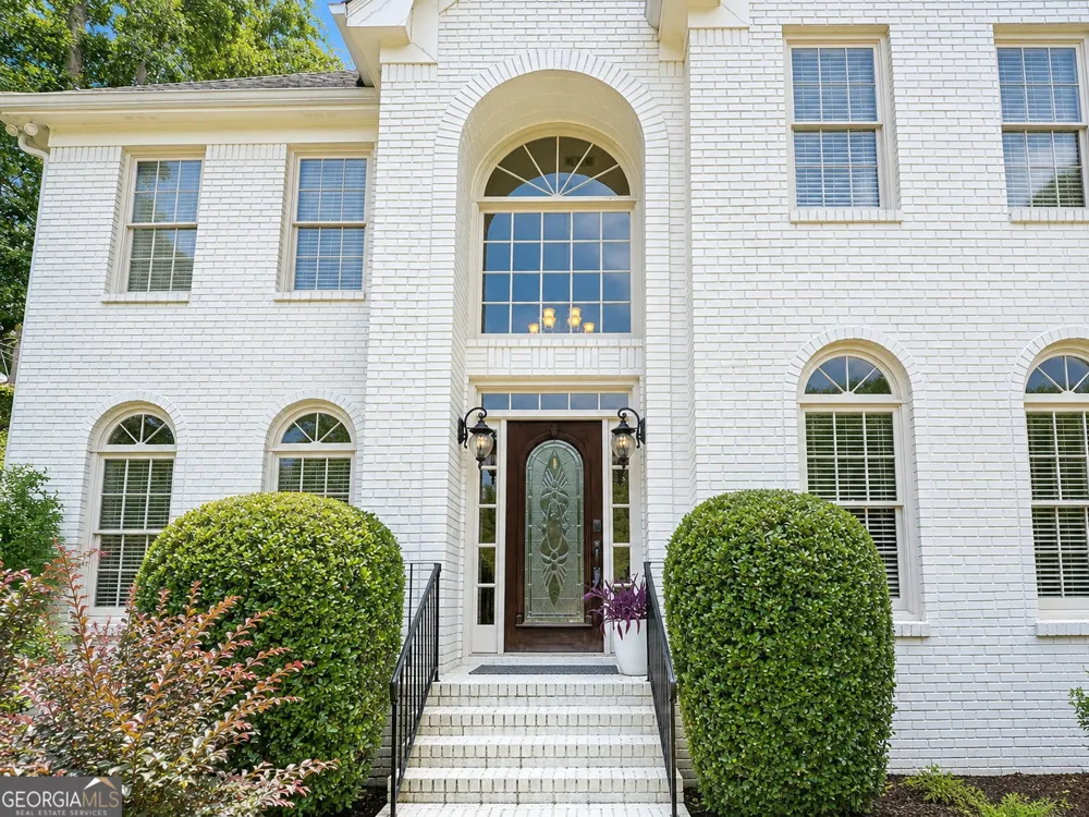 4421 Lucerne PL SW Lilburn, GA 30047