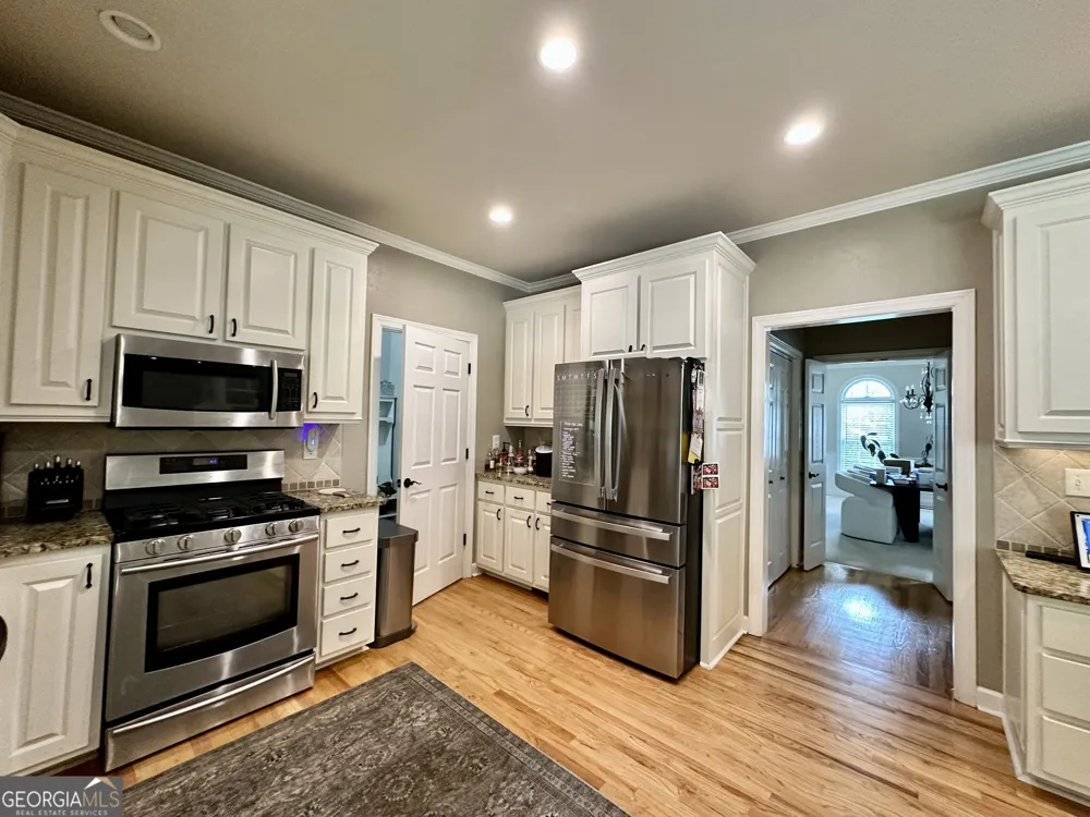 4421 Lucerne PL SW Lilburn, GA 30047