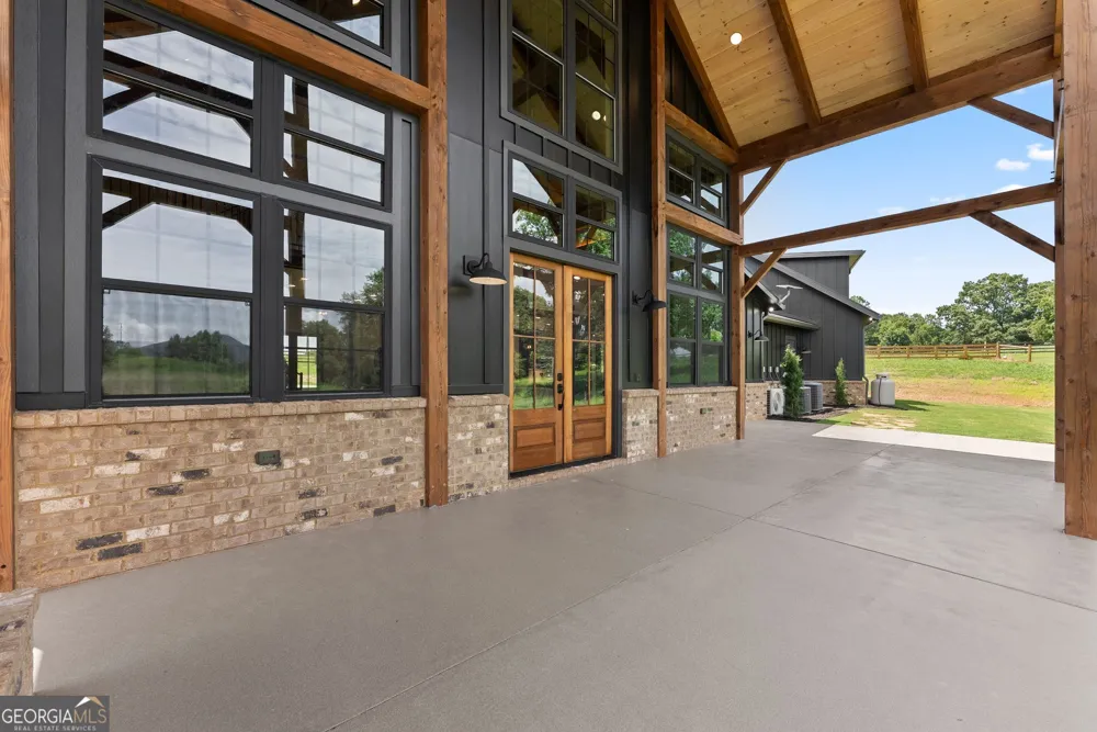 5711 Cleveland HWY Clermont, GA 30527