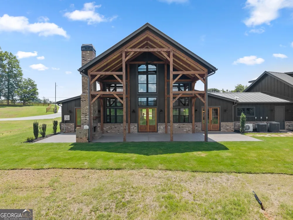 5711 Cleveland HWY Clermont, GA 30527