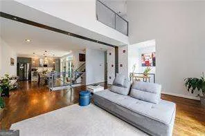 1380 Stirling CIR NW Atlanta, GA 30318