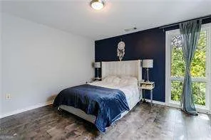 1380 Stirling CIR NW Atlanta, GA 30318