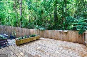 1380 Stirling CIR NW Atlanta, GA 30318