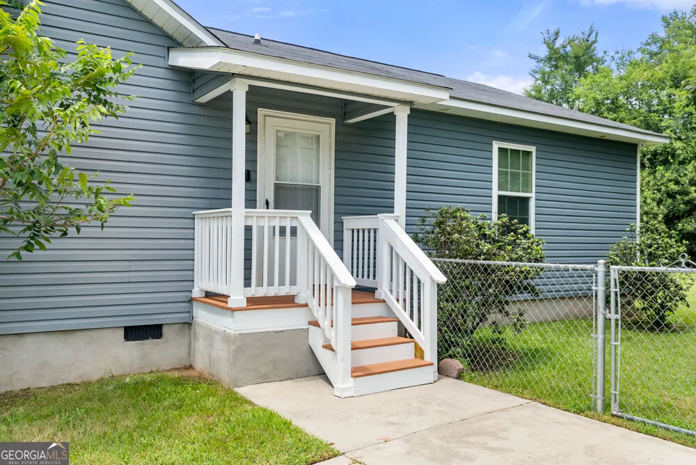 731 Shi PL Macon, GA 31206