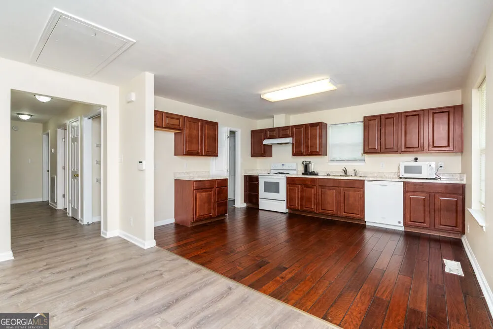 731 Shi PL Macon, GA 31206