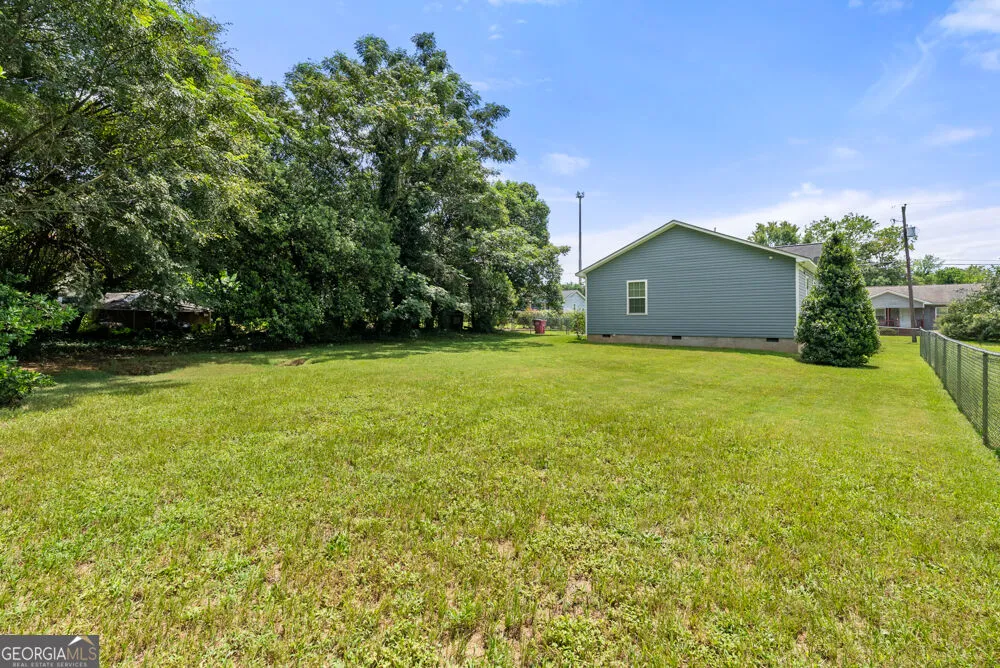 731 Shi PL Macon, GA 31206