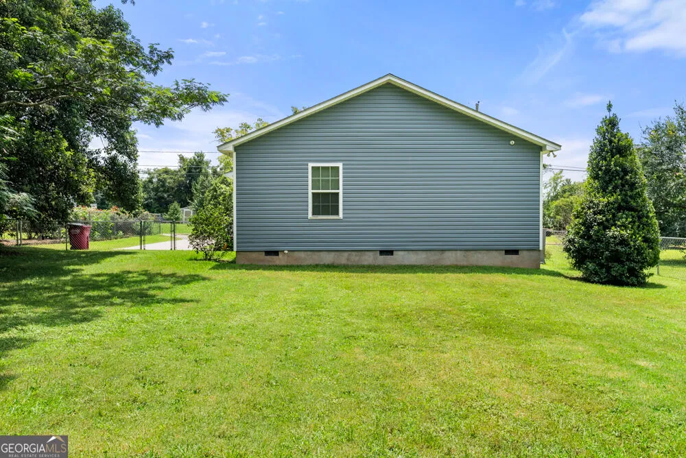 731 Shi PL Macon, GA 31206