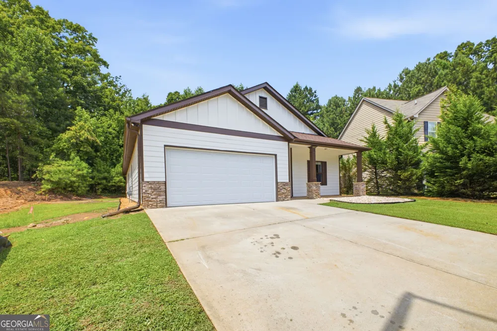752 Stable View LOOP Dallas, GA 30132