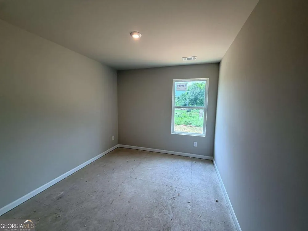 321 Rolling Green RD Adairsville, GA 30103